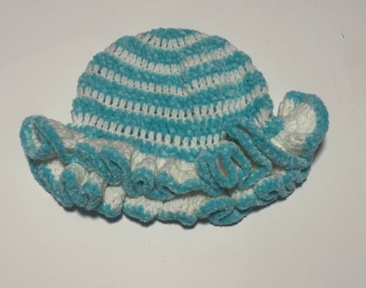 ❄️ “Frosted Dreams Ruffle Hat”